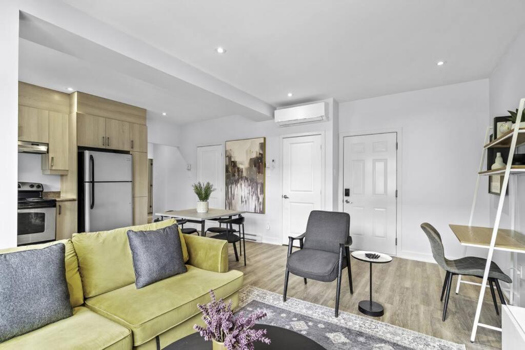 Stylish 2 Bedroom Haven By Jean Talon Market Montréal Eksteriør billede
